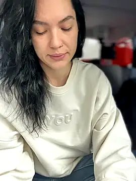 MeekyRich online show from 6, 10, 2025