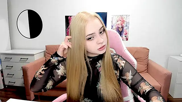 mistress lain online show from 12, 3, 2026