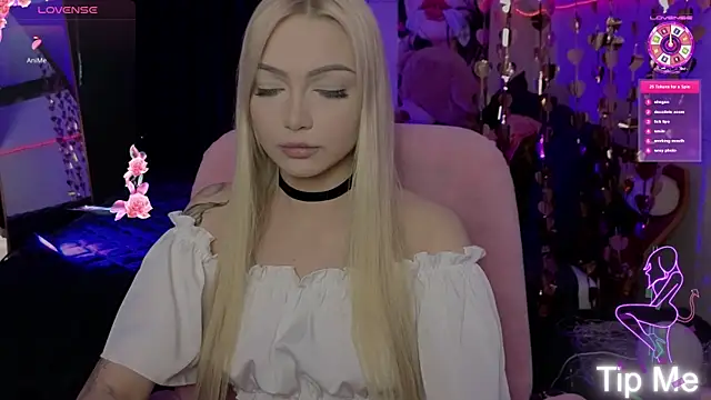 Snapshot of LinaLirian chatting on 1, 6, 2026 LinaLirian online show from 1, 6, 2026