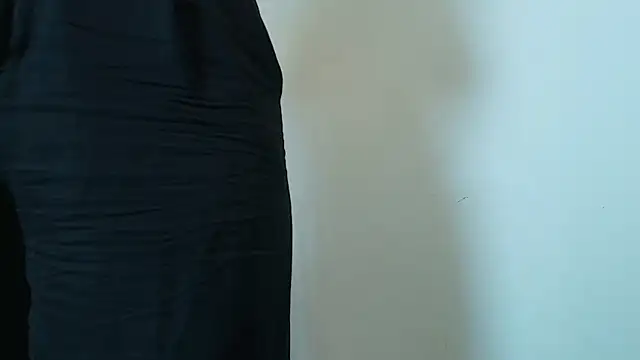  Victoria Collins online show from 15, 12, 2025