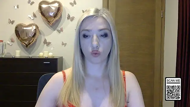 Snapshot of Wild_Silk_Desire chatting on 29, 4, 2026 Wild Silk Desire online show from 29, 4, 2026
