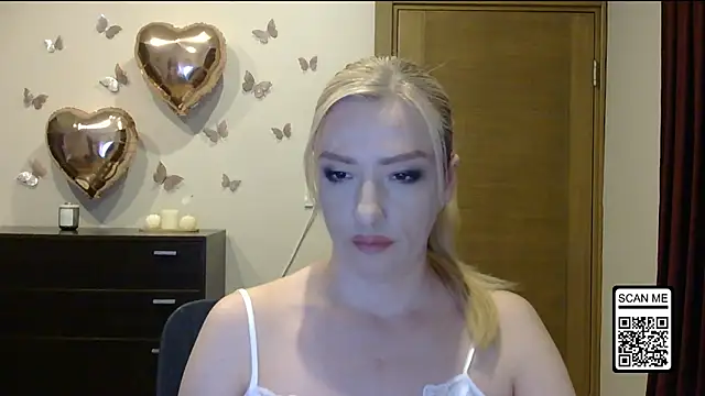 Snapshot of Wild_Silk_Desire chatting on 31, 5, 2026 Wild Silk Desire online show from 31, 5, 2026