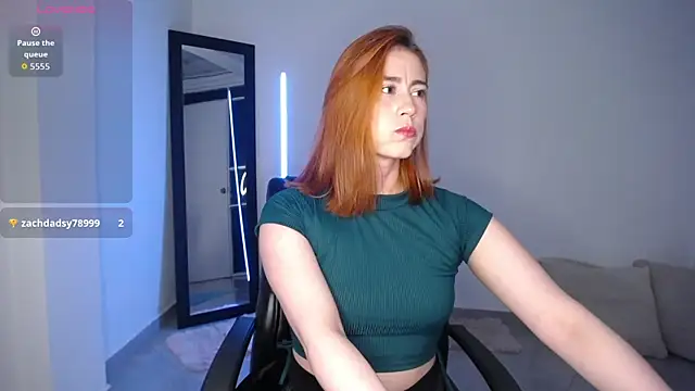 Snapshot of ANASTASIA_DOLL8 chatting on 4, 12, 2025 ANASTASIA DOLL8 online show from 4, 12, 2025