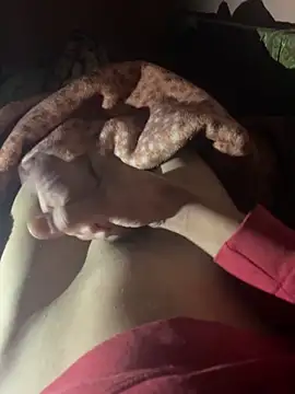 Snapshot of UncoolCaesium chatting on 10, 10, 2025 UncoolCaesium online show from 10, 10, 2025