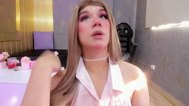 Snapshot of ocean_tay chatting on 7, 11, 2025 ocean tay online show from 7, 11, 2025