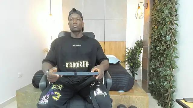 MarcusBlack  online show from 29, 9, 2025