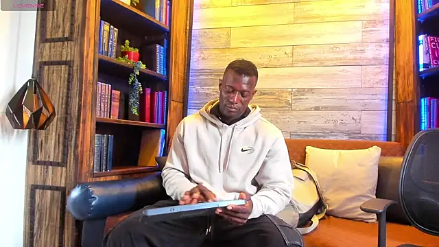 MarcusBlack  online show from 18, 7, 2026