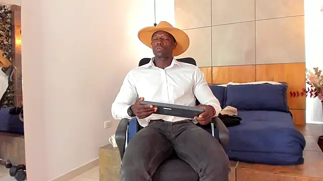 MarcusBlack  online show from 28, 7, 2026