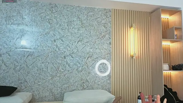 Snapshot of Antonella_west chatting on 13, 12, 2025 Antonella west online show from 13, 12, 2025