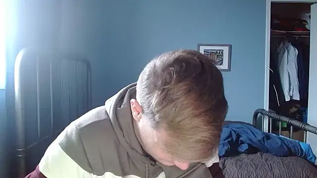 Snapshot of lustylyndon chatting on 9, 1, 2026 lustylyndon online show from 9, 1, 2026