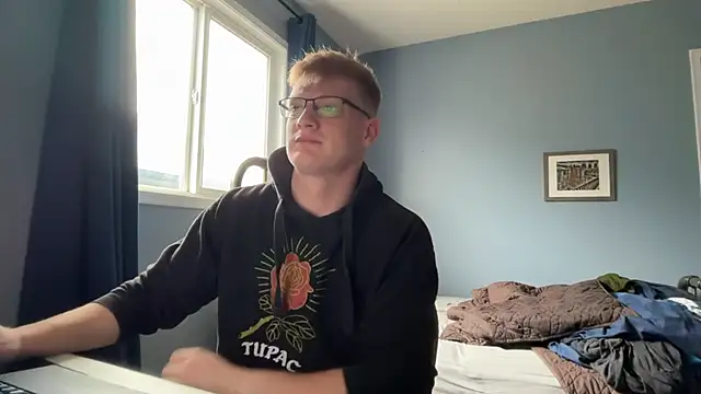 Snapshot of lustylyndon chatting on 14, 5, 2026 lustylyndon online show from 14, 5, 2026