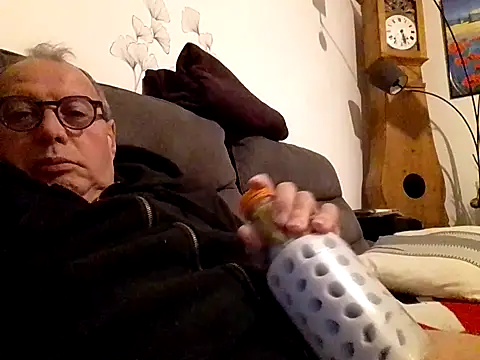 Vince072 online show from 13, 10, 2025