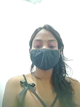 Snapshot of Riya_R24 chatting on 3, 10, 2025 Riya R24 online show from 3, 10, 2025