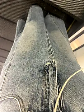 xiaoyuan01 online show from 20, 9, 2025