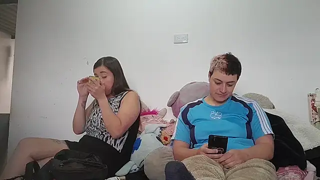 Snapshot of twodoo chatting on 31, 10, 2025 twodoo online show from 31, 10, 2025