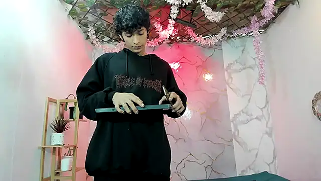 Snapshot of Bastian_boyshot77 chatting on 3, 5, 2026 Bastian boyshot77 online show from 3, 5, 2026