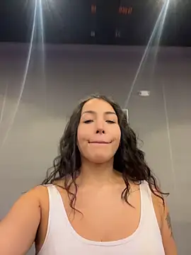 BelleXBeast online show from 19, 4, 2026