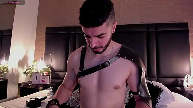 AxelThompson  online show from 1, 11, 2025