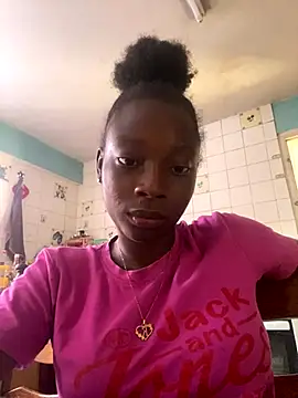 Snapshot of GeileErica chatting on 17, 10, 2025 GeileErica online show from 17, 10, 2025