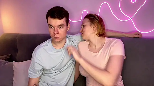 julielourens online show from 13, 10, 2025