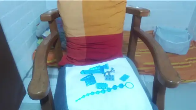 Snapshot of rose-crystal chatting on 5, 2, 2026 rose-crystal online show from 5, 2, 2026