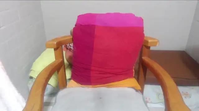 rose-crystal online show from 15, 3, 2026