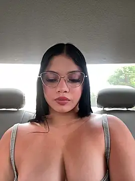 Hailey-Fox online show from 14, 2, 2026