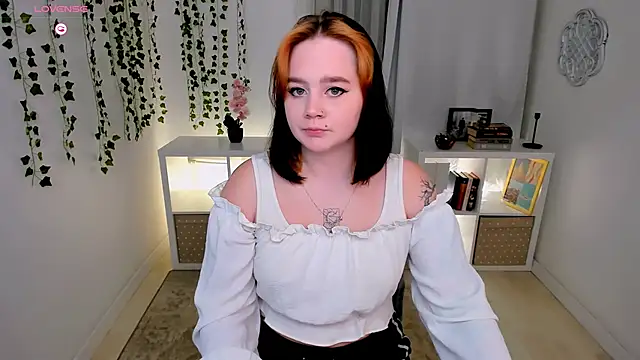 lunaalli online show from 13, 9, 2025