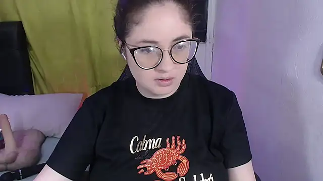 Snapshot of KrystalAdams chatting on 12, 6, 2026 KrystalAdams online show from 12, 6, 2026