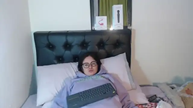 Snapshot of KrystalAdams chatting on 3, 7, 2026 KrystalAdams online show from 3, 7, 2026