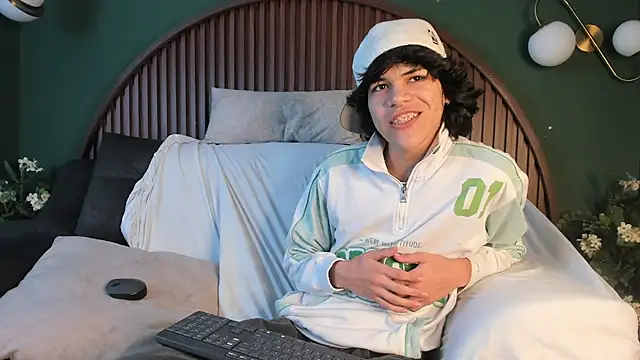 Snapshot of Diamond_twink chatting on 26, 7, 2026 Diamond twink online show from 26, 7, 2026