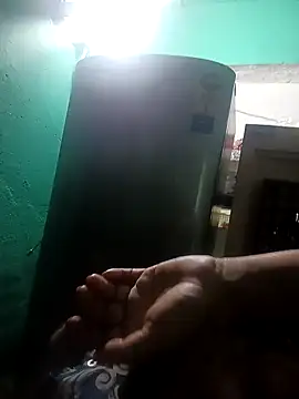 Snapshot of SHWETA1180 chatting on 13, 11, 2025 SHWETA1180 online show from 13, 11, 2025