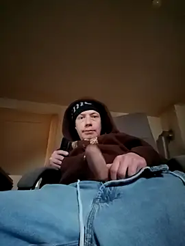 Snapshot of skateboy78 chatting on 9, 11, 2025 skateboy78 online show from 9, 11, 2025