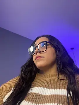 Snapshot of KatlynRous chatting on 15, 5, 2026 KatlynRous online show from 15, 5, 2026
