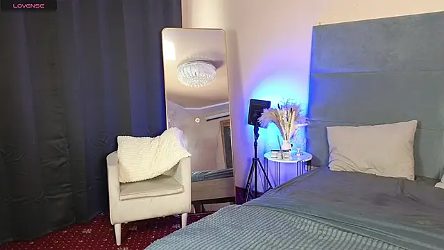 Snapshot of RianaRey chatting on 16, 6, 2026 RianaRey online show from 16, 6, 2026