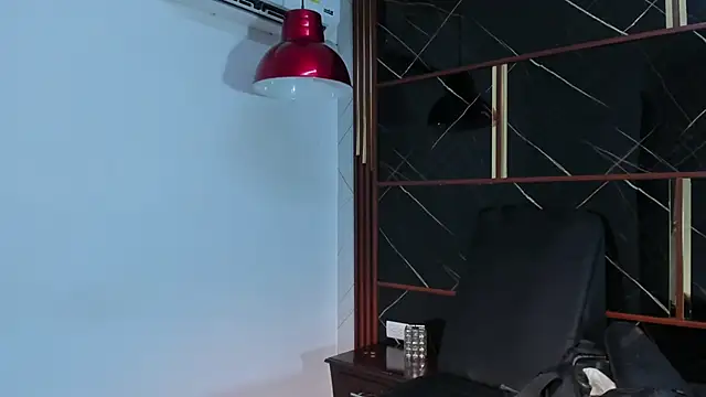 HannyThompson online show from 14, 4, 2026