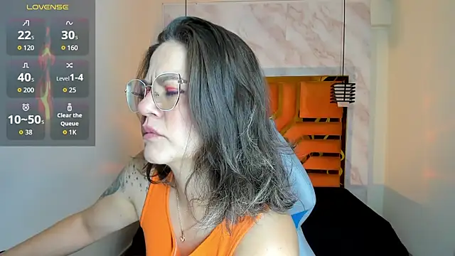 Snapshot of Luciifeer_ chatting on 1, 6, 2026 Luciifeer online show from 1, 6, 2026