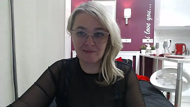 EleanoraDream online show from 8, 3, 2026