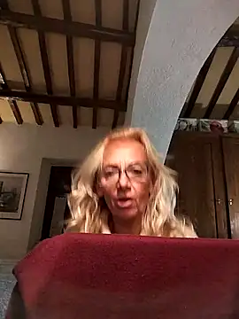 clarabell4 online show from 28, 10, 2025