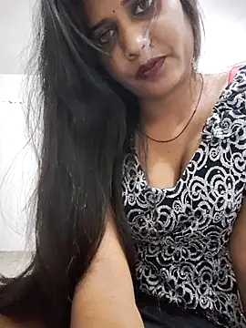 Snapshot of cute_radhikaa chatting on 29, 3, 2026 cute radhikaa online show from 29, 3, 2026