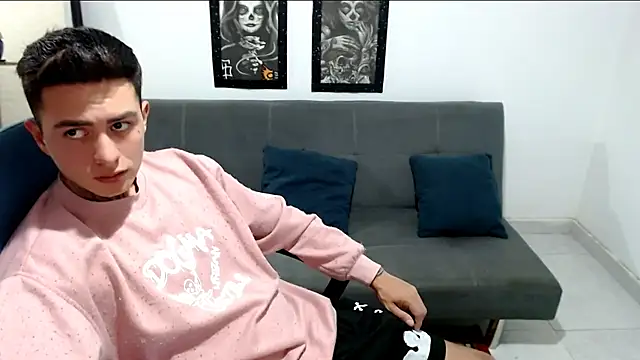 Snapshot of santii_ss chatting on 5, 11, 2025 santii ss online show from 5, 11, 2025