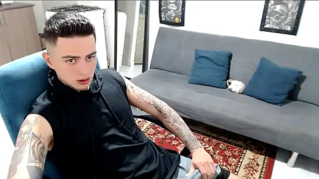 Snapshot of santii_ss chatting on 26, 11, 2025 santii ss online show from 26, 11, 2025