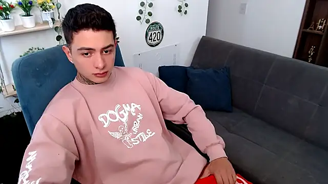 Snapshot of santii_ss chatting on 11, 3, 2026 santii ss online show from 11, 3, 2026