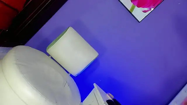 Valentina Horny777 online show from 15, 12, 2025