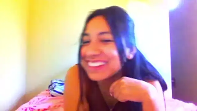 Snapshot of honeysweet111 chatting on 31, 10, 2025 honeysweet111 online show from 31, 10, 2025