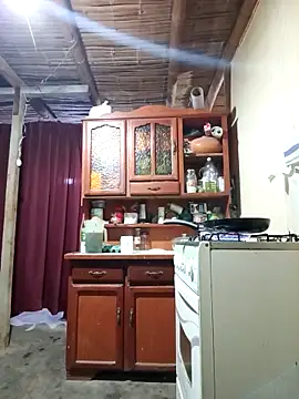 LecheDeSoya666 online show from 16, 9, 2025