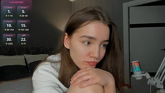 Snapshot of sweete_chantal chatting on 23, 4, 2026 sweete chantal online show from 23, 4, 2026