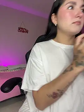 Snapshot of Celestee69 chatting on 15, 12, 2025 Celestee69 online show from 15, 12, 2025