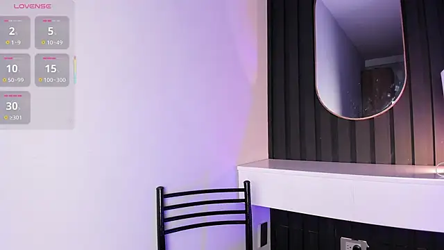 Bella Williiams online show from 22, 11, 2025