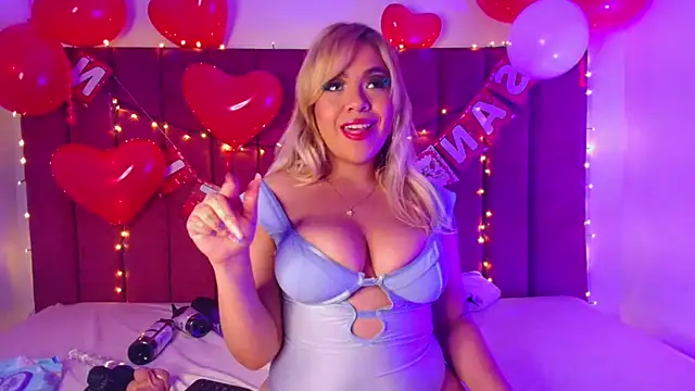 RominaaReyes online show from 17, 2, 2026